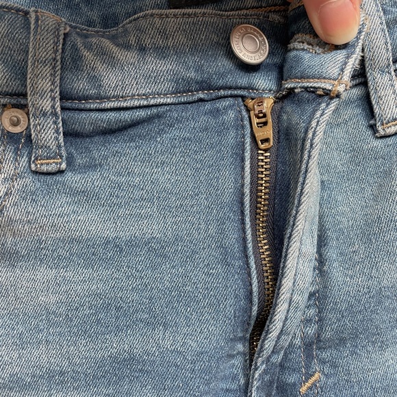 LAST CHANCE - Lucky Brand Ankle Jeans - Picture 7 of 9